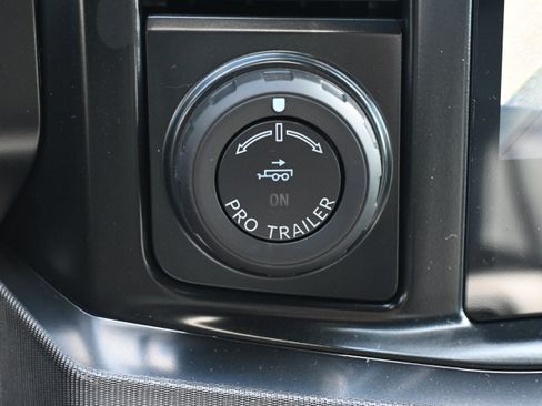 New 2026 Ford F250 Platinum AWD/4WD image 24