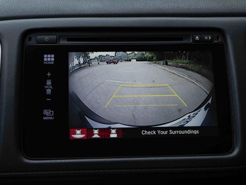 Used 2018 Honda HR-V EX image 32