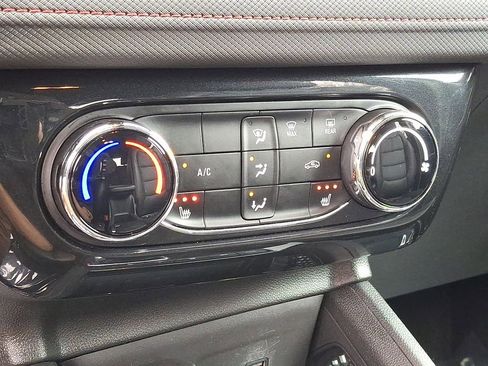 Used 2024 Chevrolet TrailBlazer RS w/ Driver Confidence Package image 15