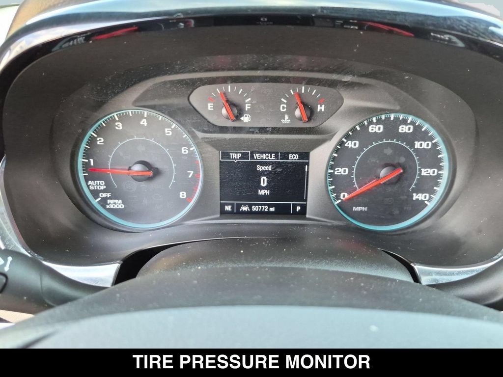 Used 2022 Chevrolet Traverse LS FWD image 19