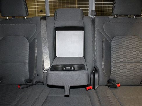 New 2026 RAM 1500 4x4 Crew Cab image 29