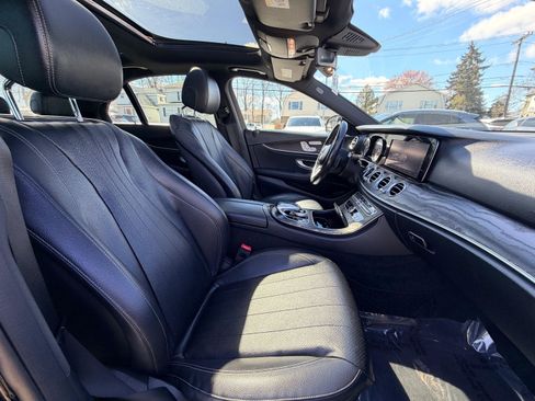 Used 2019 Mercedes-Benz E 300 4MATIC w/ Premium 1 Package image 30