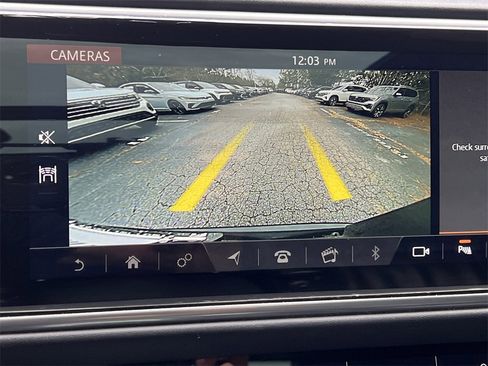 Used 2022 Land Rover Range Rover Westminster Edition image 16