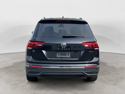 Used 2024 Volkswagen Tiguan SE AWD/4WD image 4