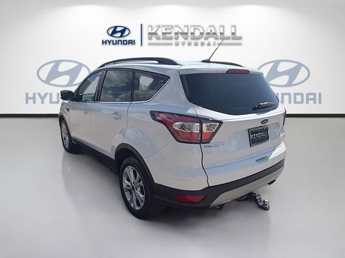 Used 2018 Ford Escape SE image 5