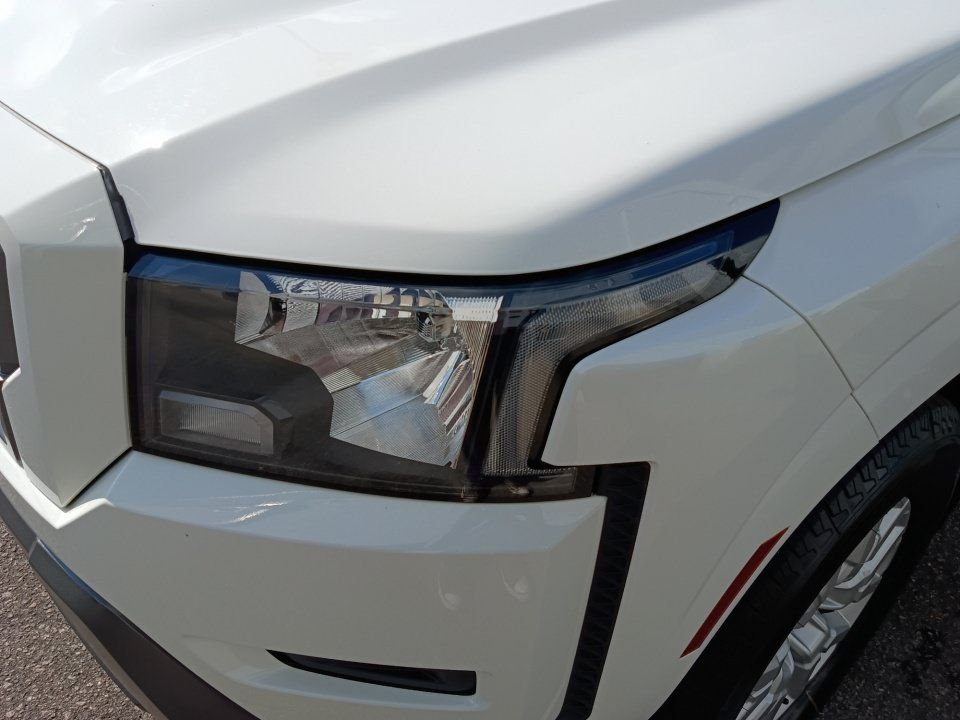 Used 2022 Nissan Frontier SV RWD image 26