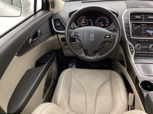 Used 2017 Lincoln MKX Reserve w/ Lincoln MKX Climate Package AWD/4WD image 31