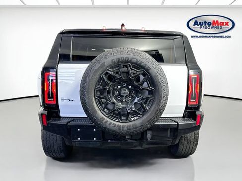 Used 2024 GMC Hummer EV 2X AWD/4WD image 8