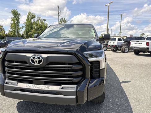 Used 2024 Toyota Tundra SR5 w/ SR5 Convenience Package AWD/4WD image 11
