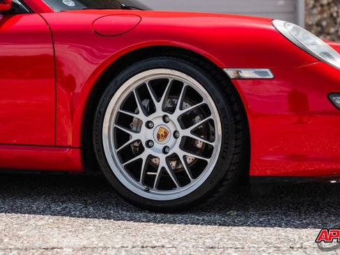 Used 2006 Porsche 911 Carrera RWD image 38