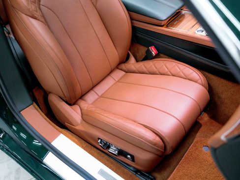 Used 2022 Bentley Continental GT V8 image 82