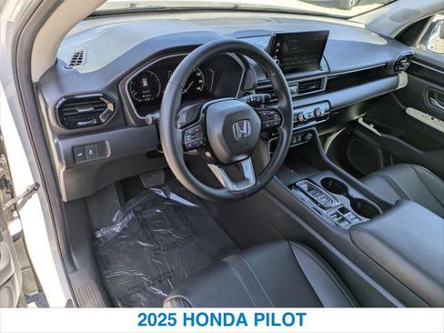 Certified 2025 Honda Pilot EX-L image 14
