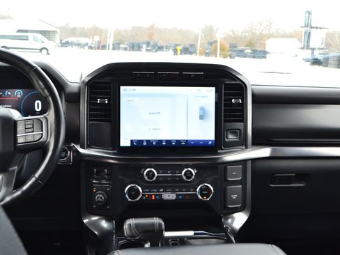 Certified 2022 Ford F150 Lariat w/ Equipment Group 502A High image 5