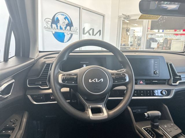 Certified 2023 Kia Sportage LX AWD/4WD image 13