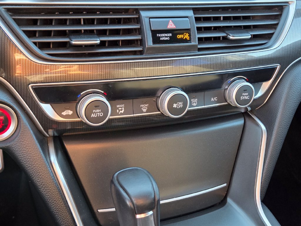 Used 2018 Honda Accord Sport image 30