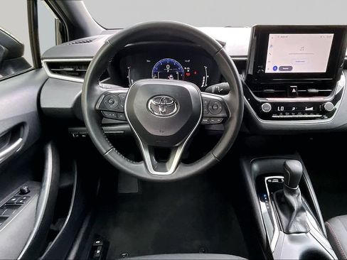 Used 2026 Toyota Corolla SE FWD image 6