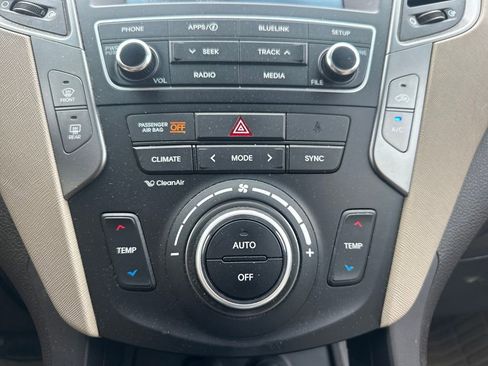 Used 2017 Hyundai Santa Fe Sport image 15