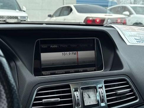 Used 2014 Mercedes-Benz E 350 4MATIC Coupe image 17