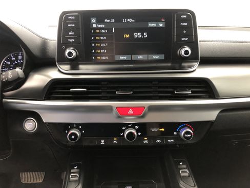 Used 2020 Kia Telluride S w/ S 8 Passenger Seating Package image 22