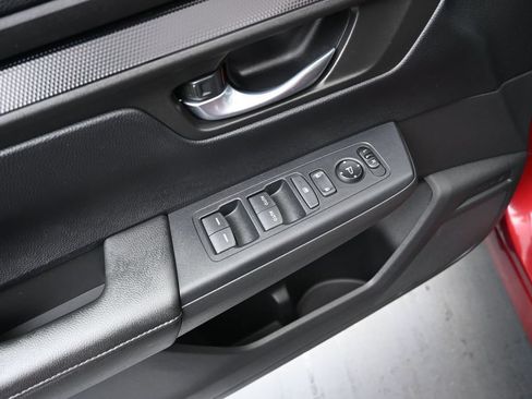 Used 2024 Honda CR-V EX image 17