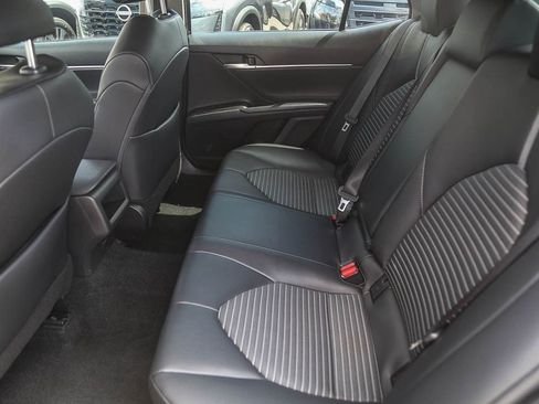 Used 2023 Toyota Camry SE FWD image 18