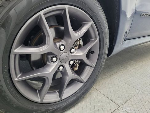 Used 2020 Jeep Grand Cherokee Limited X image 31