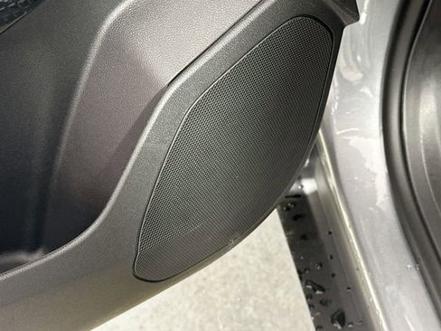 New 2026 Chevrolet Trax LT w/ LPO, Blackout Package image 18