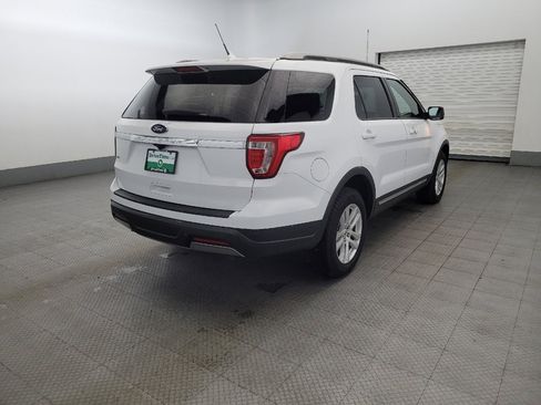 Used 2019 Ford Explorer XLT w/ Equipment Group 202A image 9