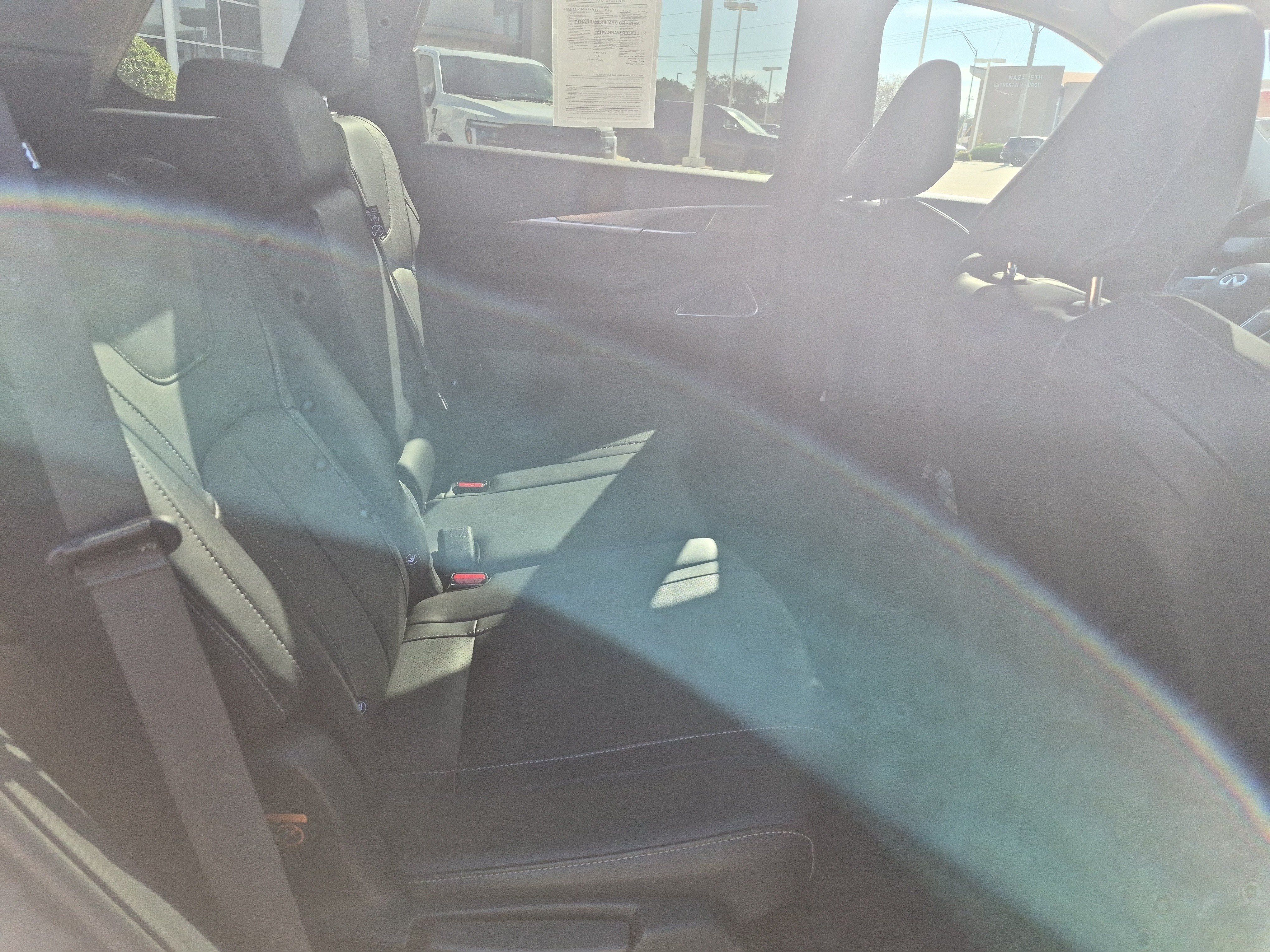 Used 2023 INFINITI QX60 Luxe AWD/4WD image 12