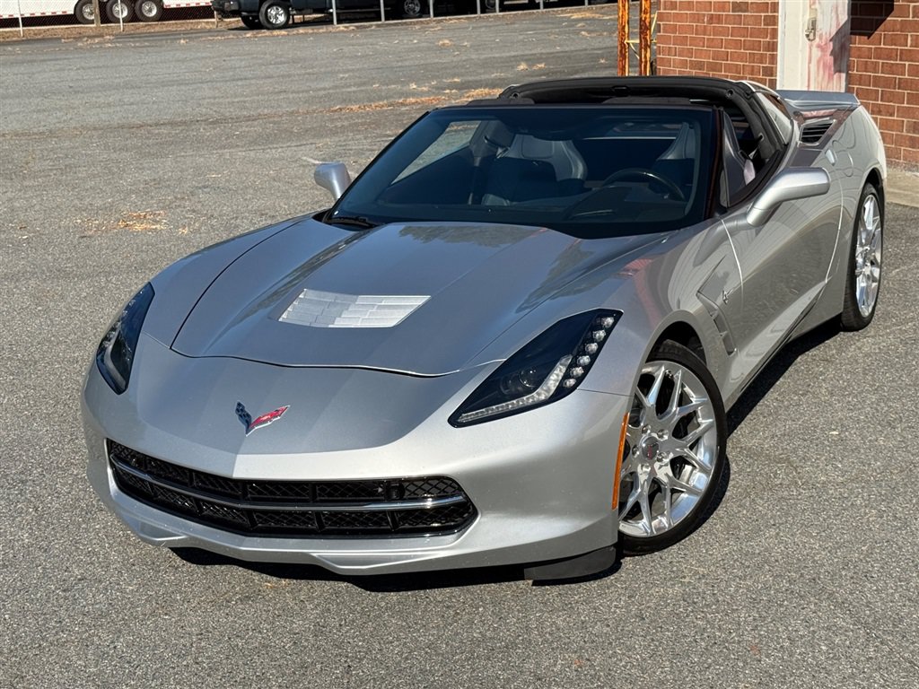Used 2017 Chevrolet Corvette Stingray Coupe RWD image 10
