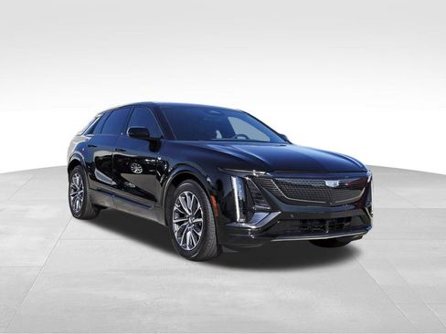 New 2026 Cadillac Lyriq Sport image 1