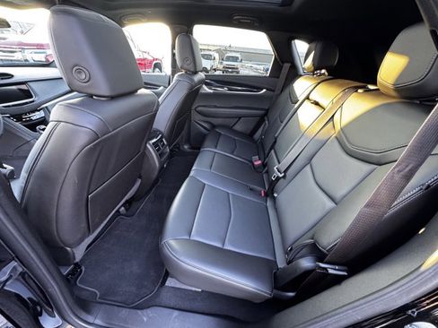 Used 2025 Cadillac XT5 Premium Luxury image 7