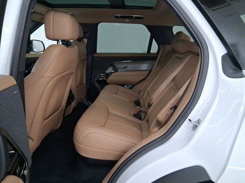 New 2026 Land Rover Range Rover Sport SE image 13