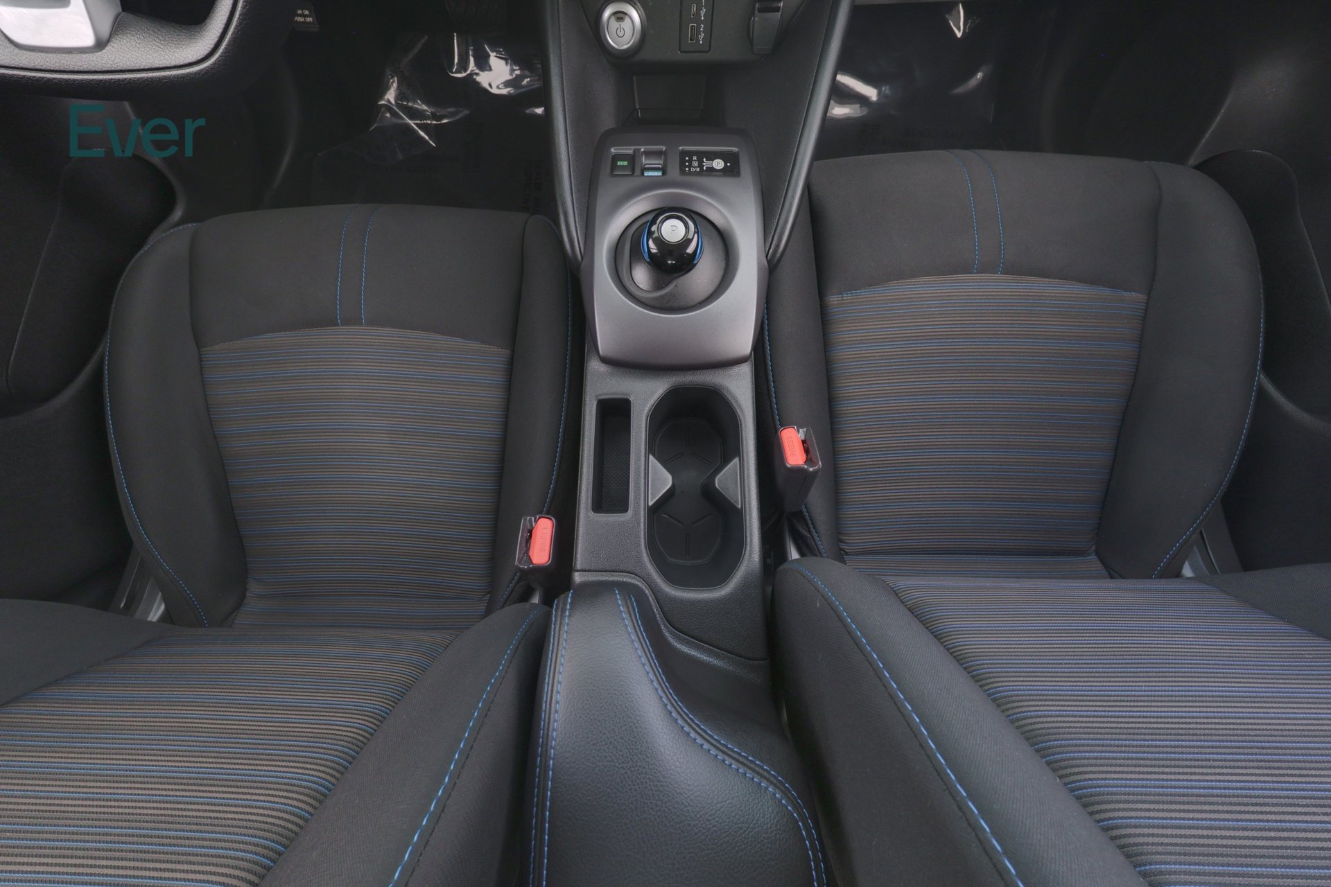 Used 2025 Nissan Leaf S FWD image 27