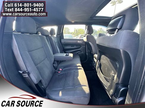 Used 2015 Jeep Grand Cherokee Laredo w/ Quick Order Package 23E AWD/4WD image 27