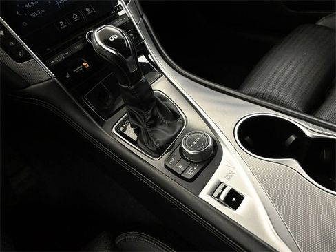 Used 2019 INFINITI Q50 Signature Edition image 30