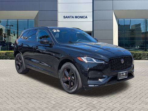 Used 2023 Jaguar F-PACE S image 3