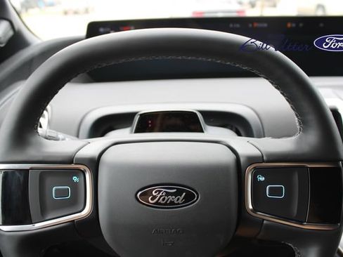 New 2026 Ford Expedition Max Platinum w/ Stealth Appearance Package AWD/4WD image 17