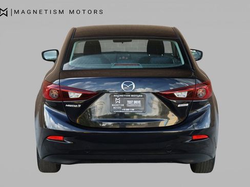 Used 2017 MAZDA MAZDA3 Sport w/ Preferred Equipment Package image 8