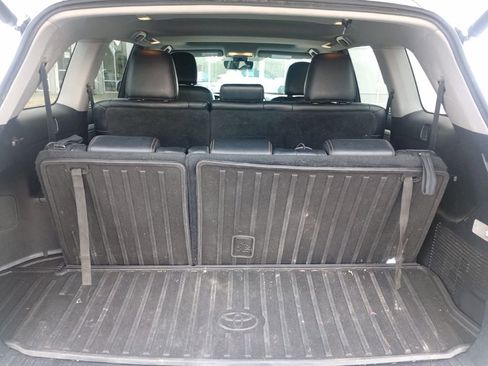 Used 2017 Toyota Highlander XLE AWD/4WD image 15