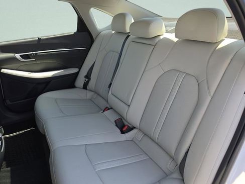 Used 2025 Hyundai Sonata Limited FWD image 24