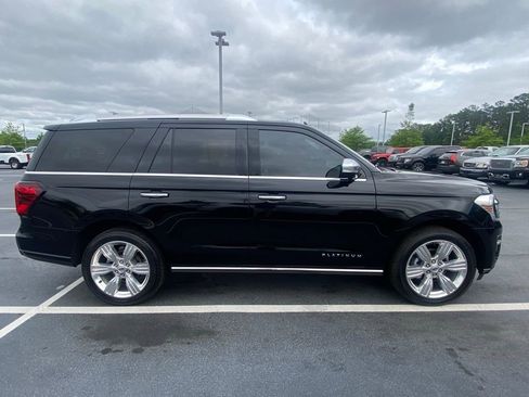 Certified 2023 Ford Expedition Platinum AWD/4WD image 8