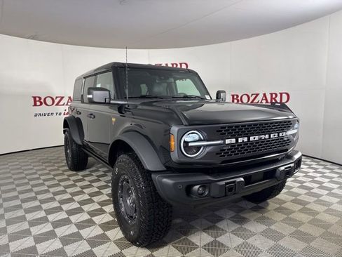 New 2025 Ford Bronco Badlands image 1