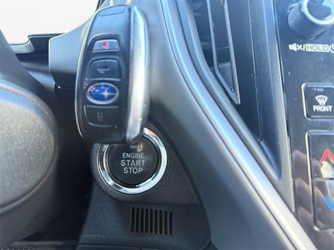 Used 2024 Subaru Crosstrek 2.0i Premium image 30