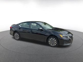 Used 2026 Nissan Altima 2.5 SV FWD video 2