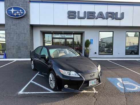 Used 2013 Lexus ES 350 w/ Luxury Pkg FWD image 1