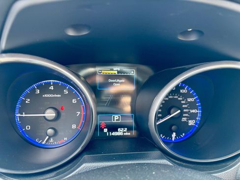 Used 2018 Subaru Outback 3.6R Touring AWD/4WD image 30