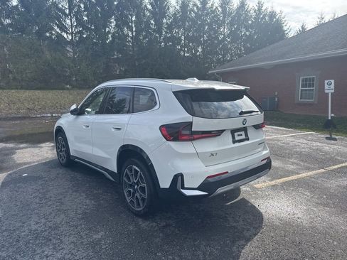 Used 2025 BMW X1 xDrive28i w/ Technology Package image 3