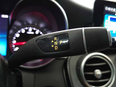 Used 2019 Mercedes-Benz C 300 Sedan image 35