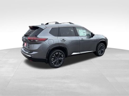 New 2026 Nissan Rogue Platinum w/ Platinum Premium Package image 4